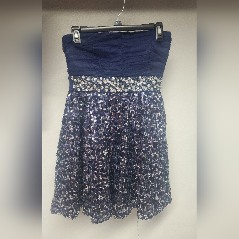 Mini prom dress
